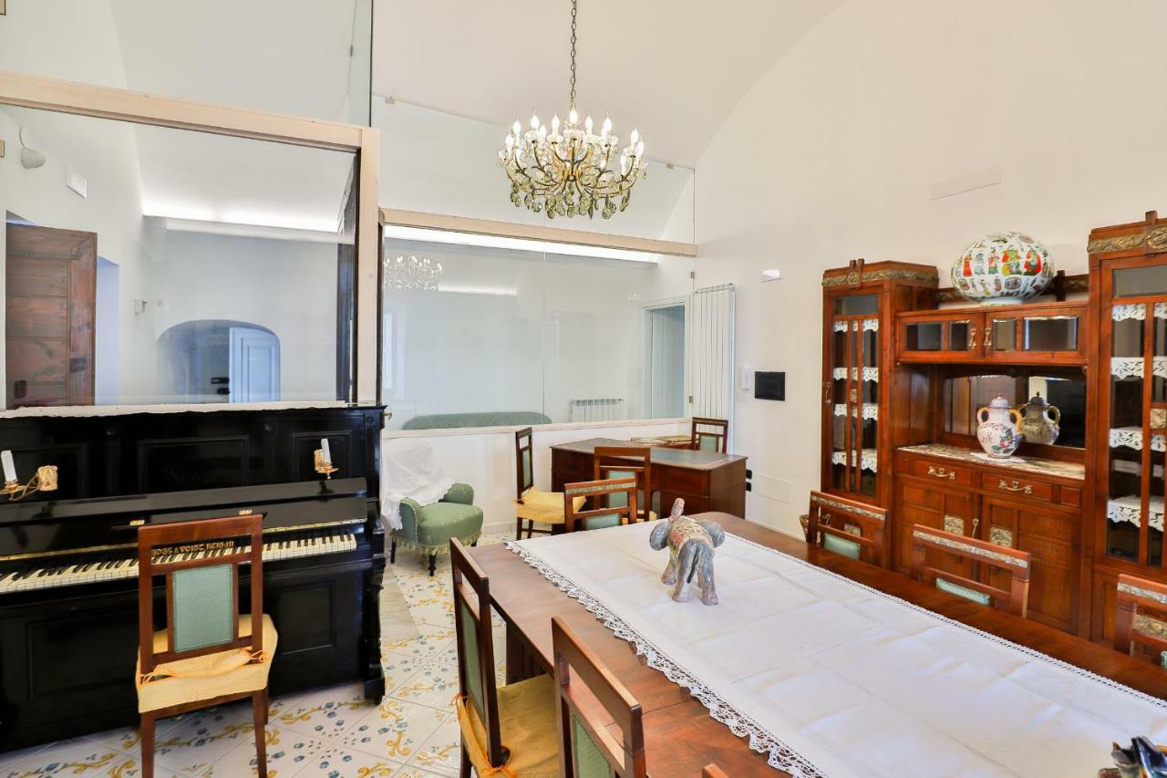 Della Monica Rooms В'єтрі Екстер'єр фото