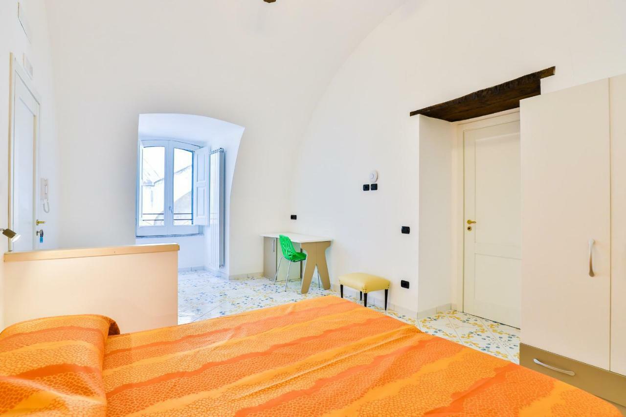 Della Monica Rooms В'єтрі Екстер'єр фото