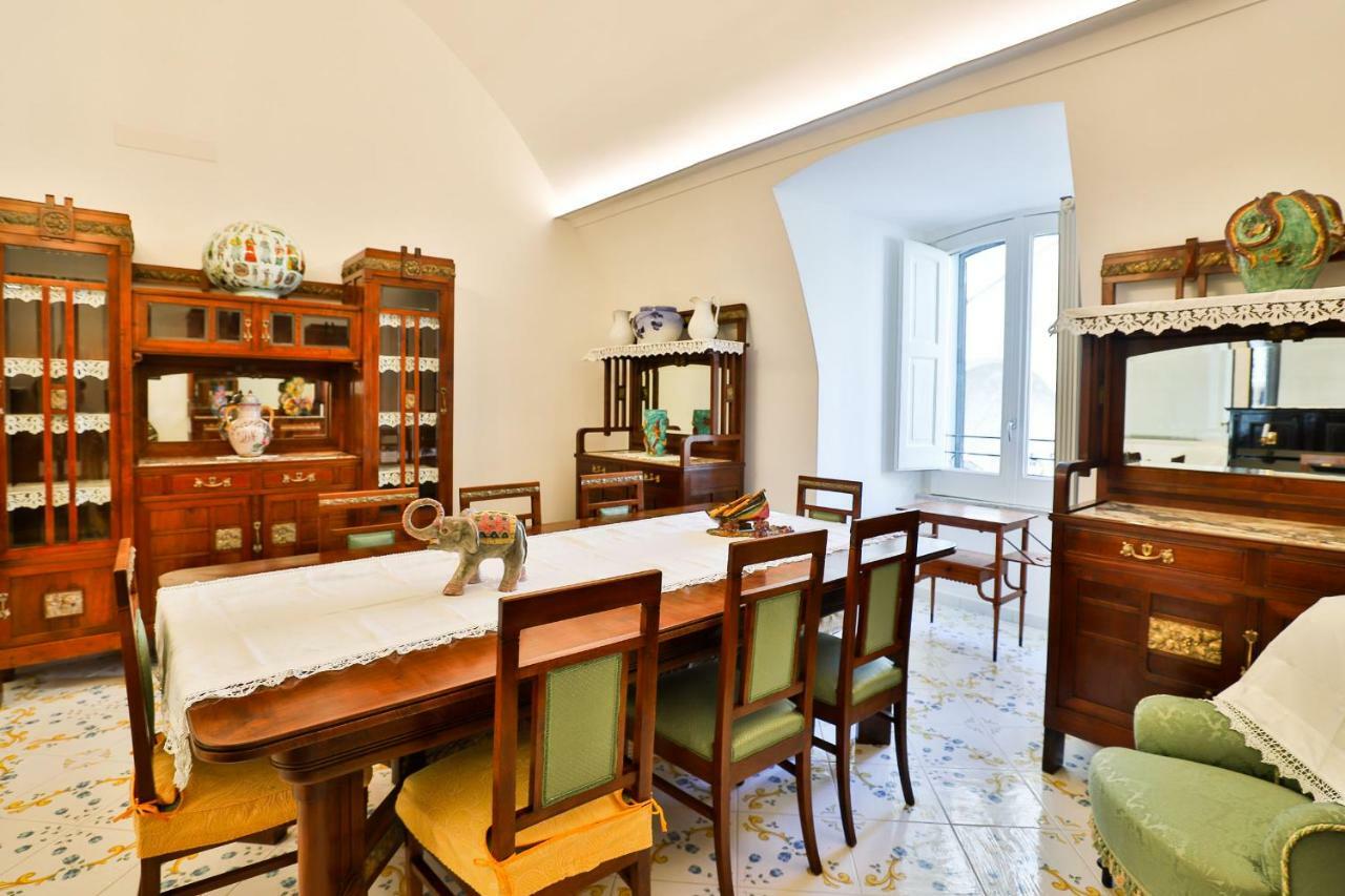 Della Monica Rooms В'єтрі Екстер'єр фото